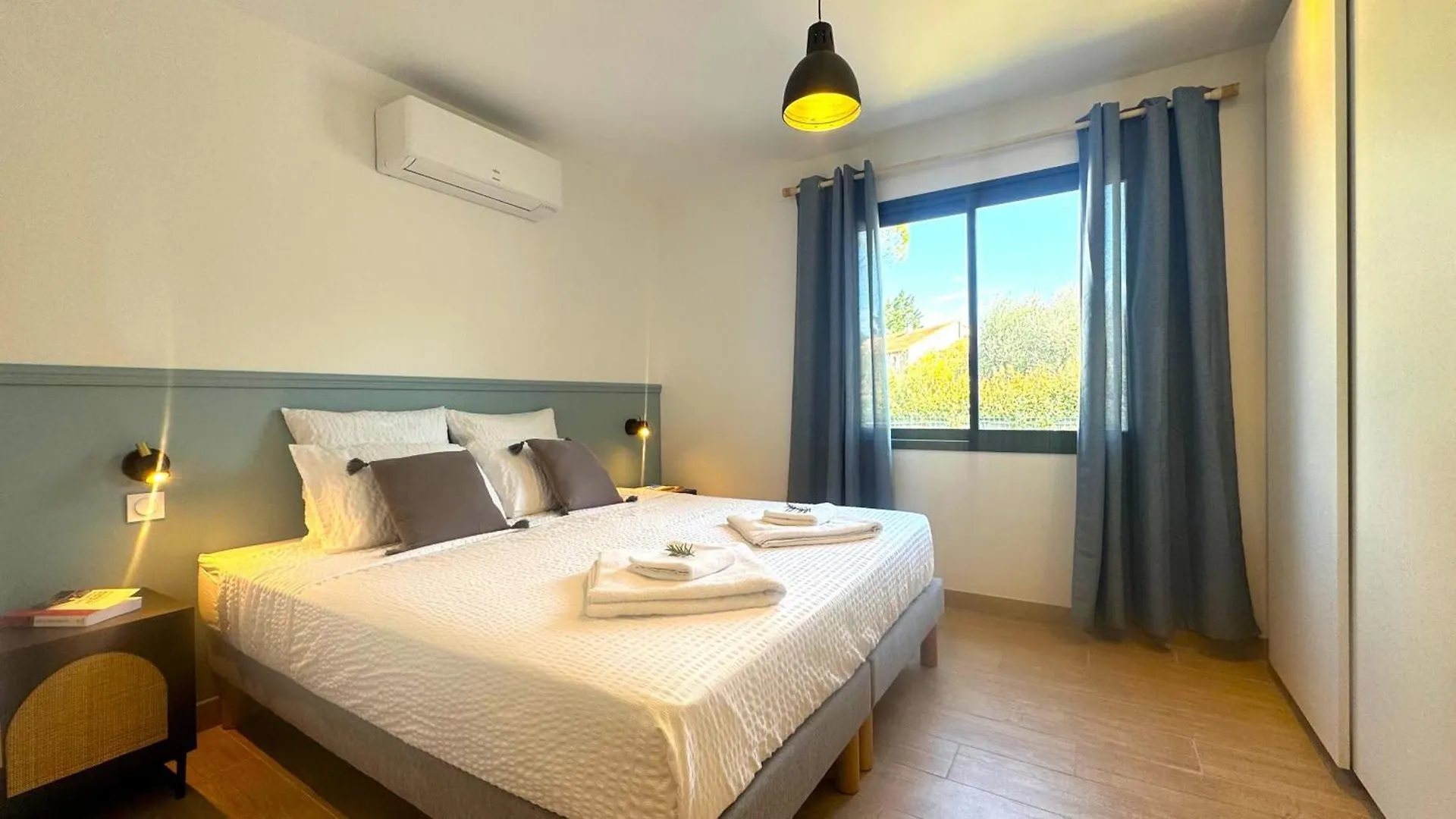 Villa Daya Lodge. L'Isle-sur-la-Sorgue